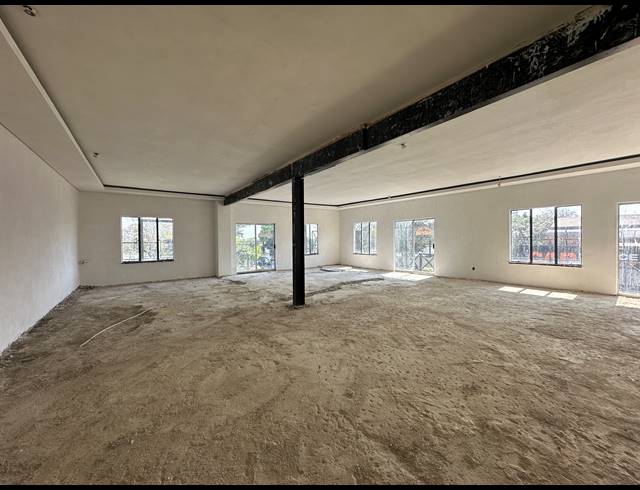 256M² RETAIL TO LET IN PARKMORE